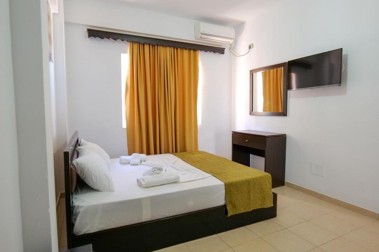Verano Hotel Sarandë Eksteriør bilde